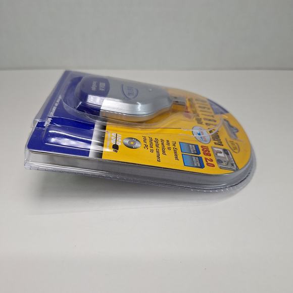 Digital Concepts USB 2.0 Digital Camera MMC/SD Card Reader/Writer - Untested - Picture 3 of 7